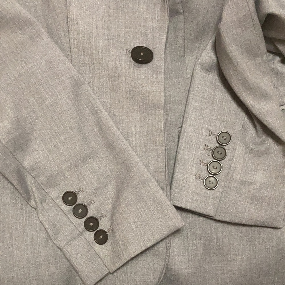Gray H&M blazer - Picture 6 of 8
